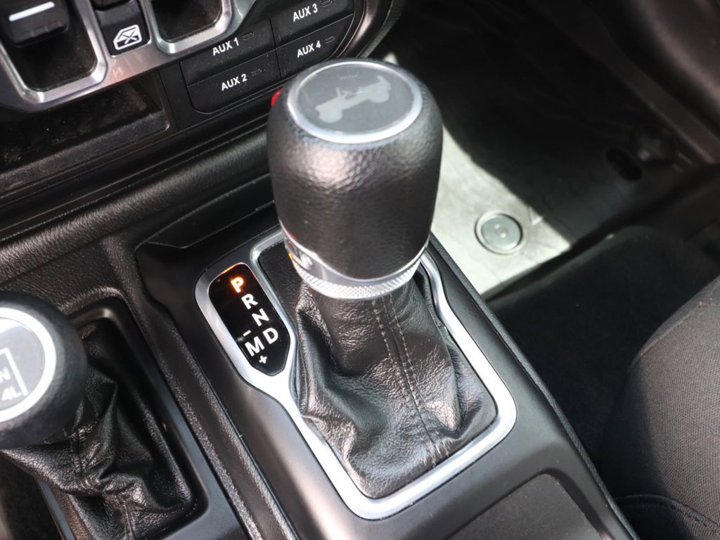Used 2023 Jeep Wrangler Unlimited Sport AWD/4WD image 22
