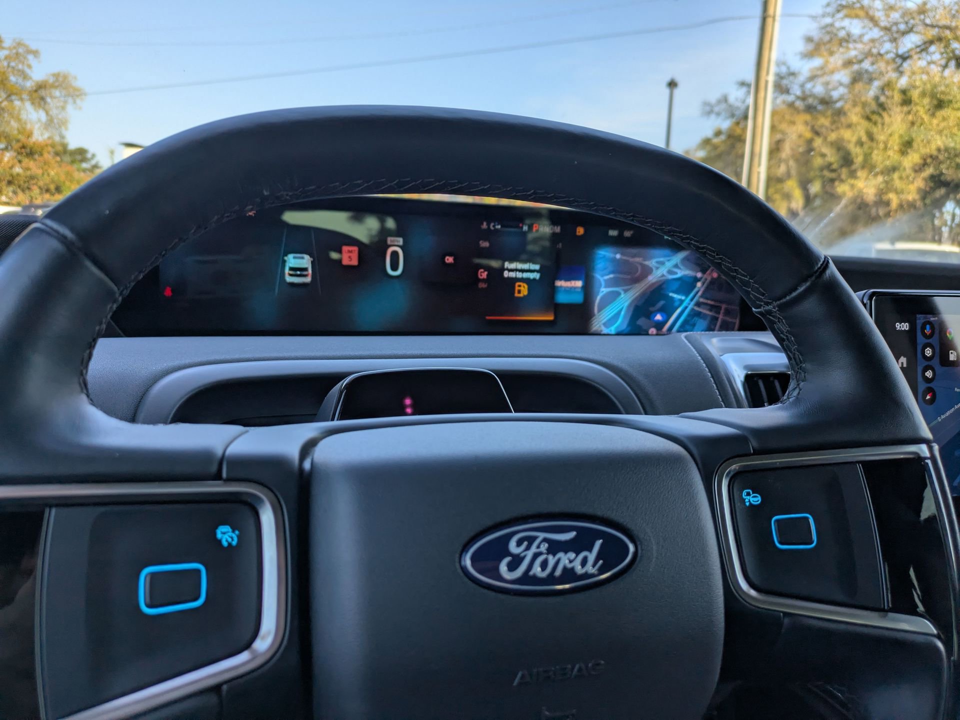 Certified 2025 Ford Expedition Max Platinum image 33