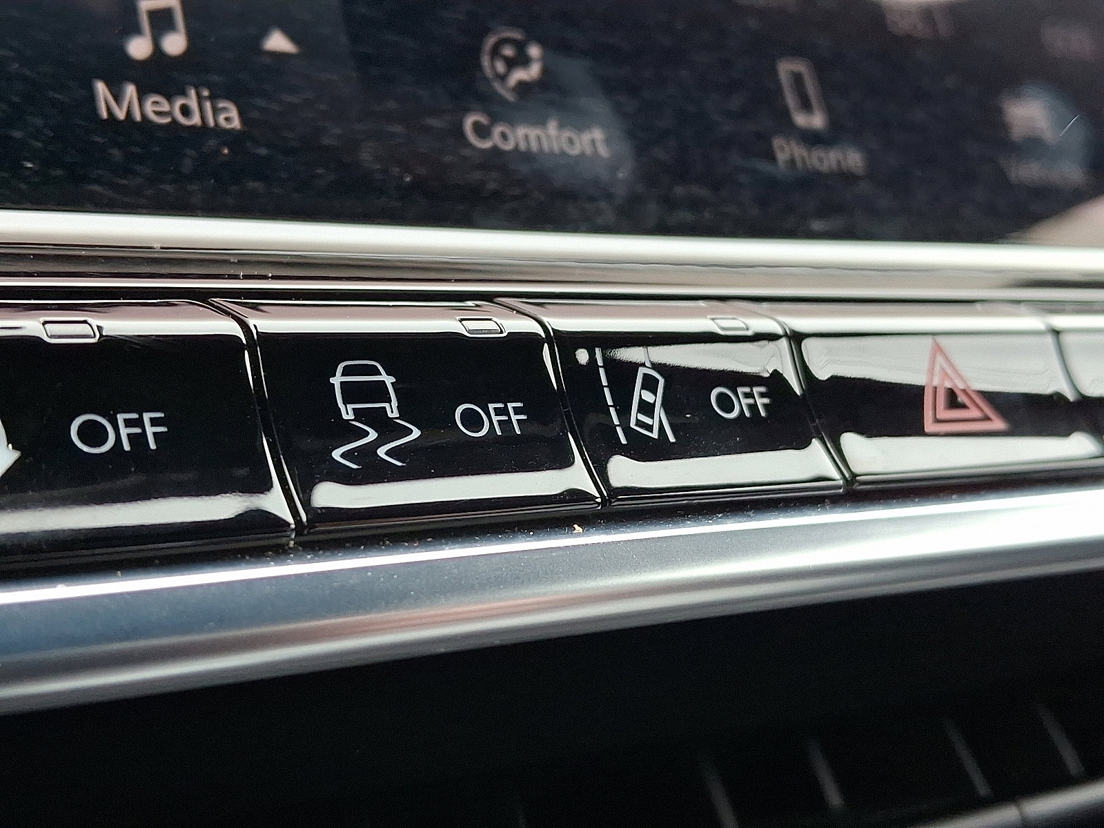 Used 2025 Jeep Compass Latitude w/ Altitude Special Edition image 33