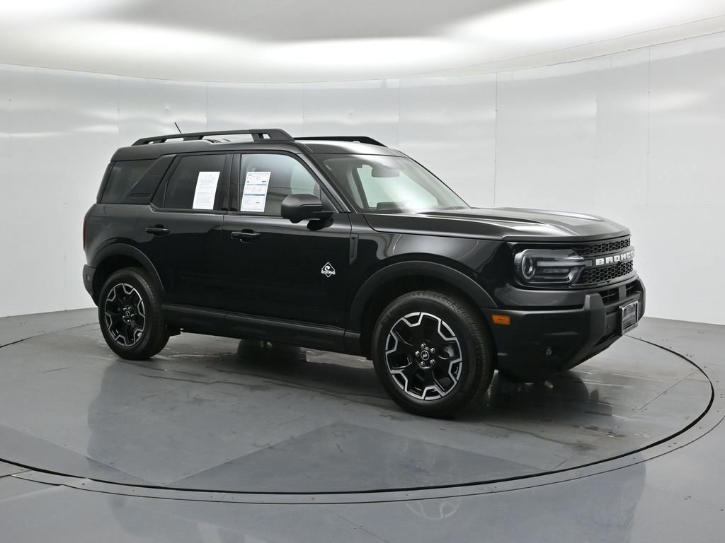 Certified 2025 Ford Bronco Sport Outer Banks w/ Outer Banks Tech Package+ image 3