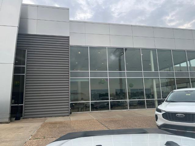 Used 2018 Jeep Wrangler Unlimited Sahara AWD/4WD image 11