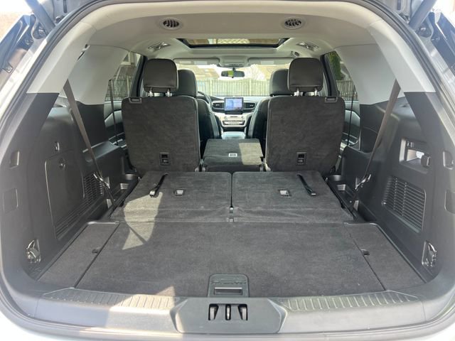 Certified 2022 Ford Explorer XLT w/ Equipment Group 202A AWD/4WD image 31