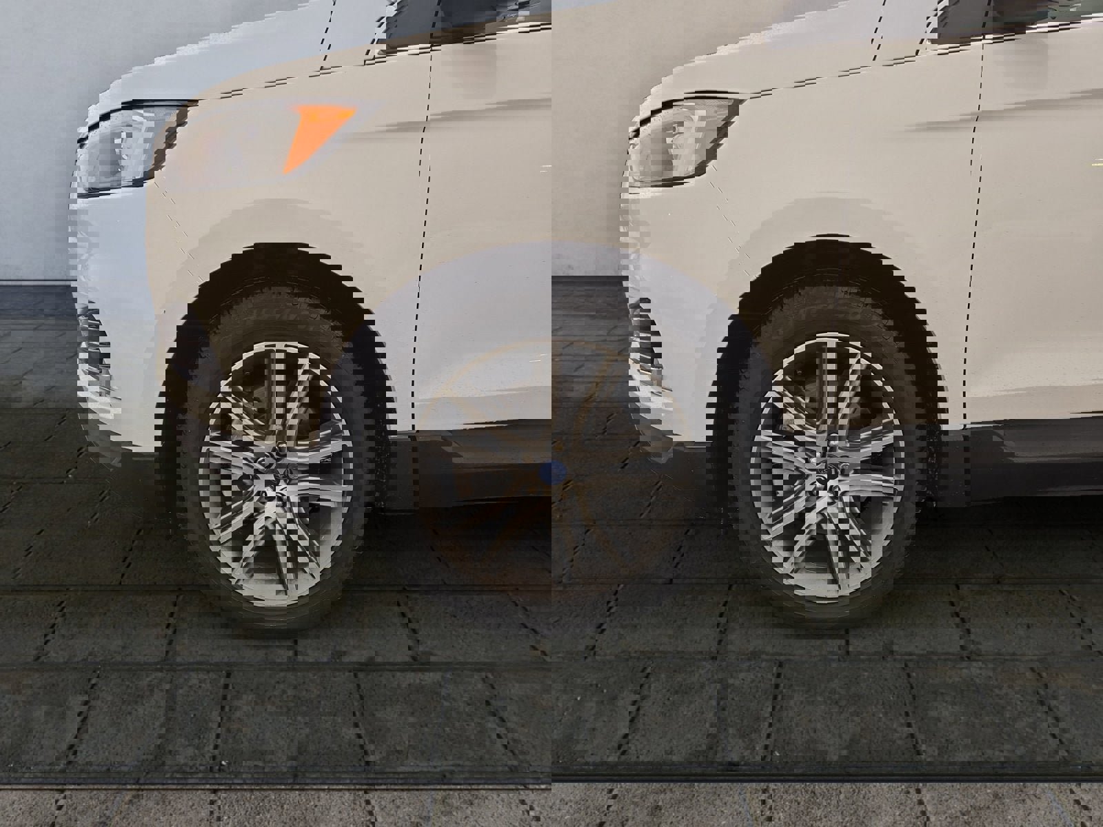 Certified 2022 Ford Edge Titanium w/ Class II Trailer Tow Package image 27