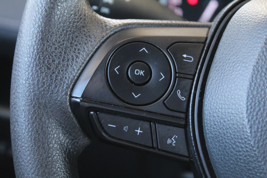 Used 2025 Toyota RAV4 LE AWD/4WD image 23