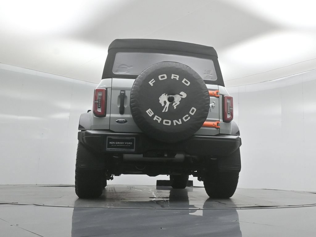 Certified 2023 Ford Bronco Badlands w/ Sasquatch Package AWD/4WD image 49