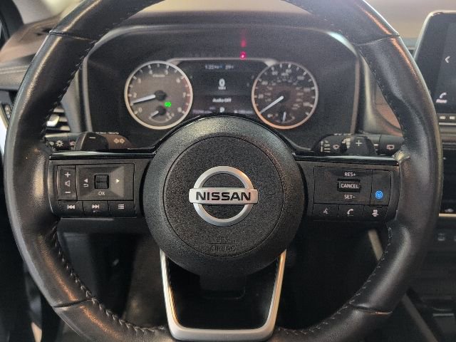 Used 2021 Nissan Rogue SV image 18