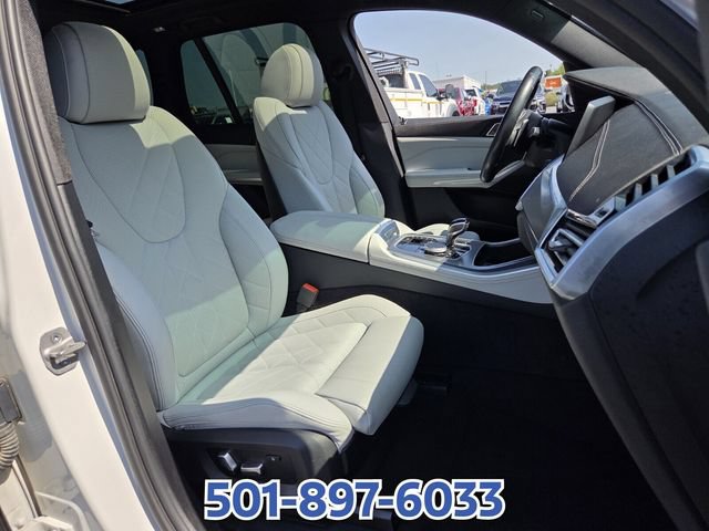 Used 2023 BMW X5 xDrive40i w/ M Sport Package AWD/4WD image 15