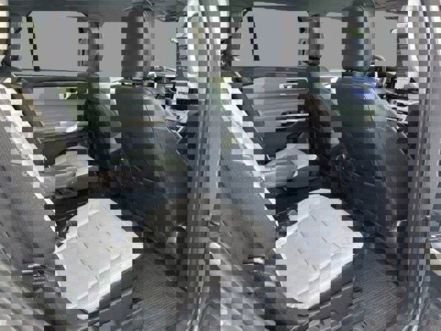 Certified 2021 Ford Explorer XLT w/ Equipment Group 202A image 11