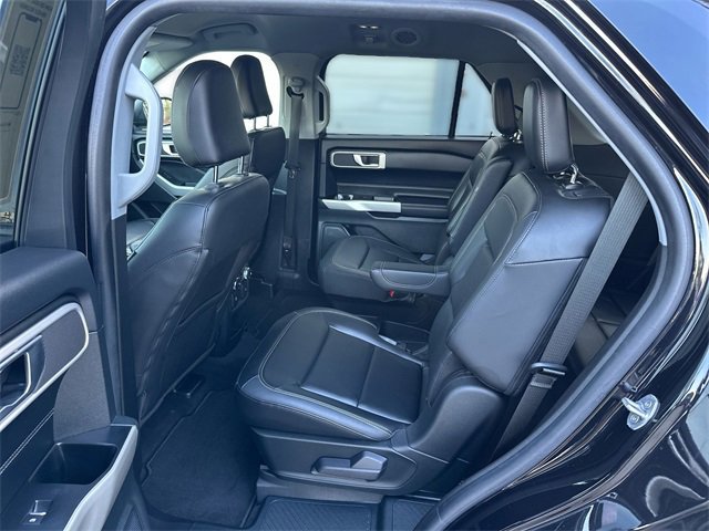 Certified 2021 Ford Explorer XLT w/ Equipment Group 202A image 22