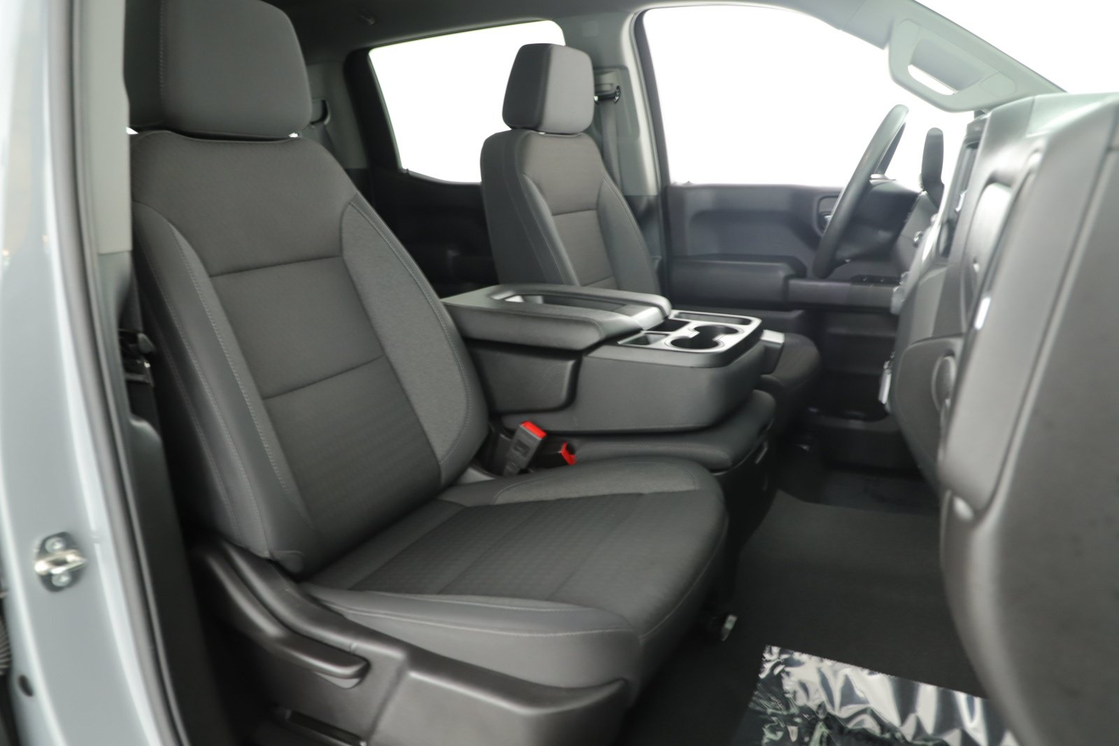 Used 2024 Chevrolet Silverado 1500 Custom Trail Boss w/ LPO, Dark Essentials Package AWD/4WD image 18