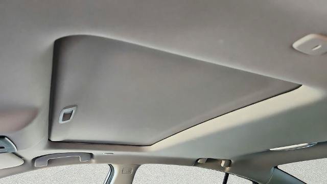 Used 2023 Nissan Altima 2.0 SR FWD image 12