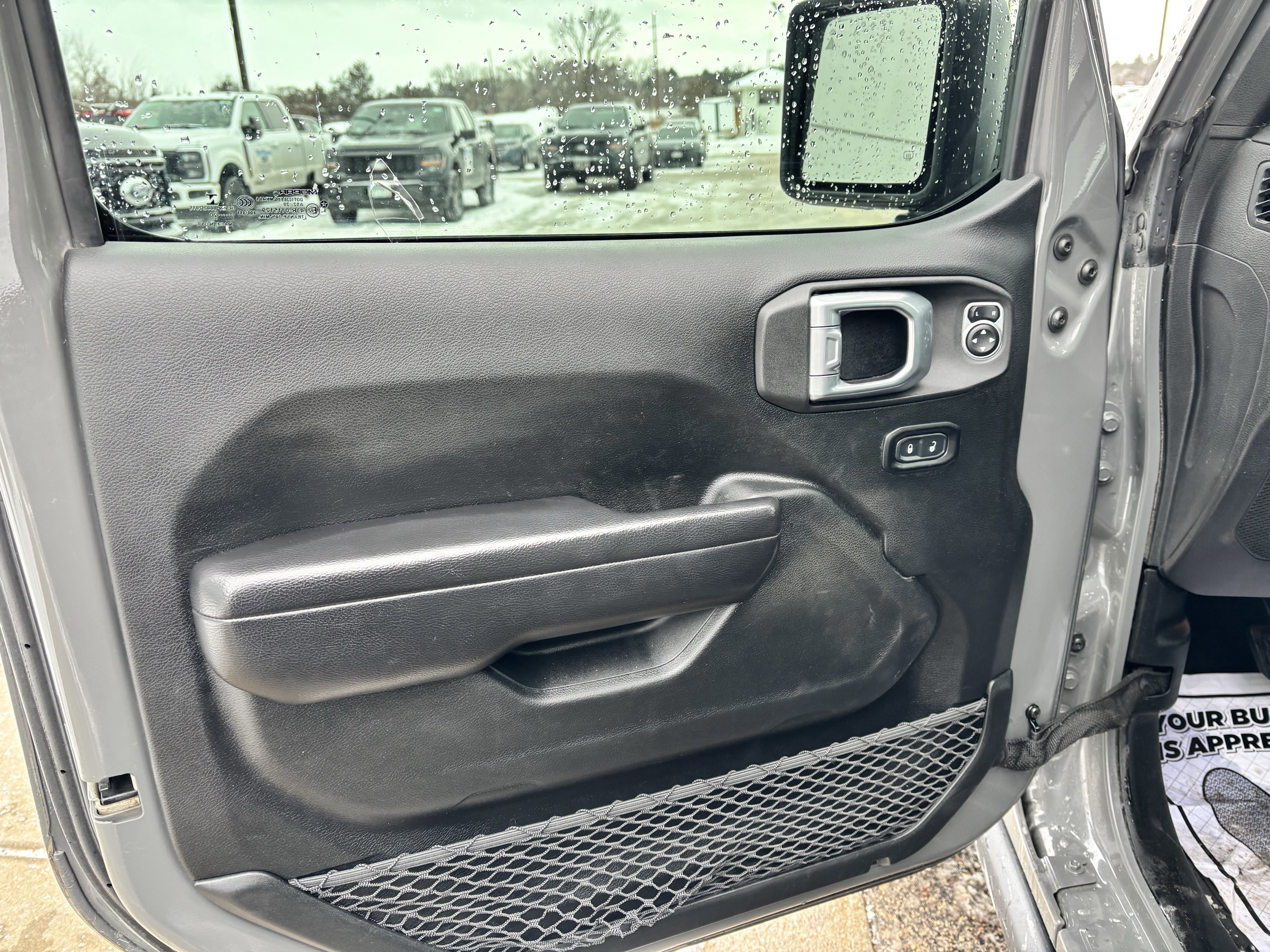 Used 2020 Jeep Wrangler Unlimited Sport image 21