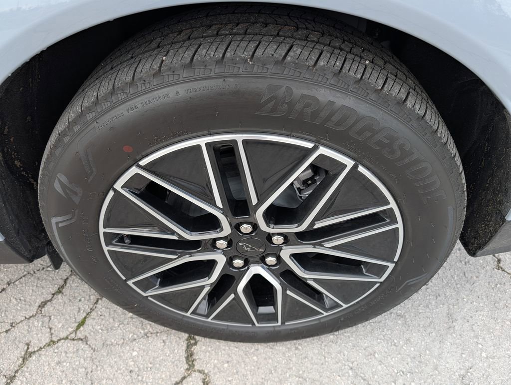 Certified 2025 Ford Mustang Mach-E Premium image 36