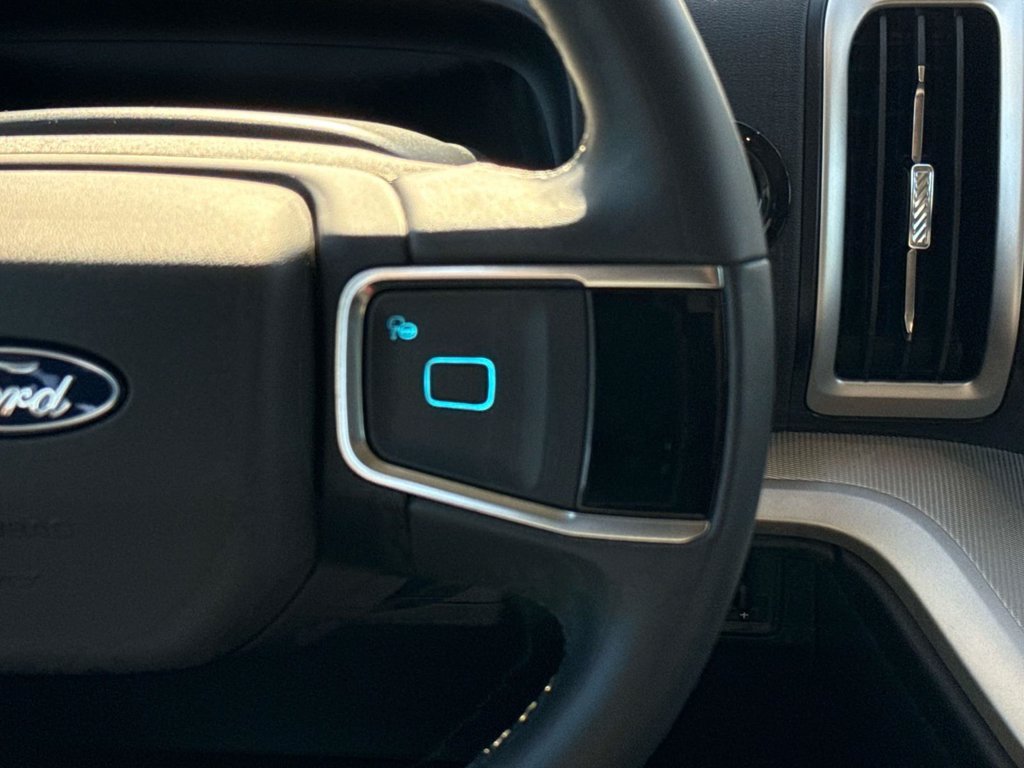 Certified 2025 Ford Expedition Active RWD image 15