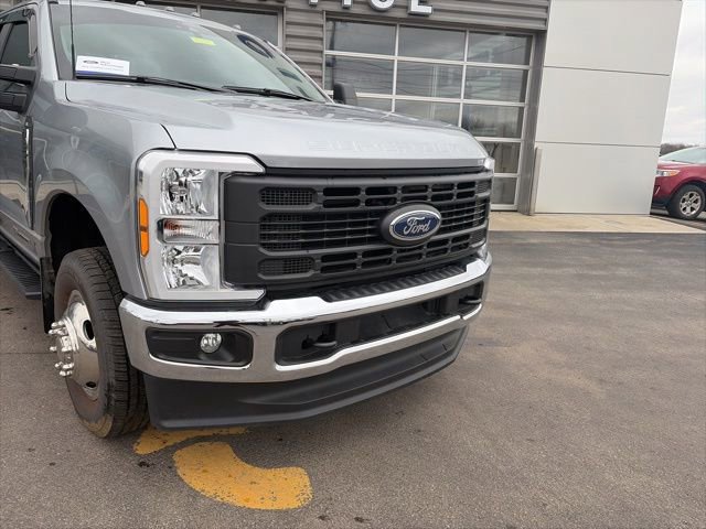 Certified 2024 Ford F350 XL w/ XL Driver Assist Package image 5