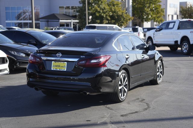 Used 2018 Nissan Altima 2.5 SR w/ Interior Lighting Package image 6