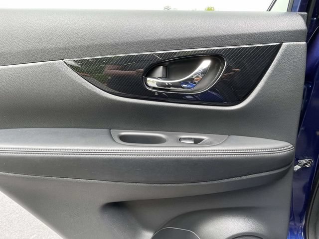 Used 2018 Nissan Rogue SL AWD/4WD image 23