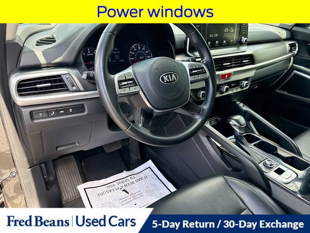Used 2020 Kia Telluride S AWD/4WD image 12