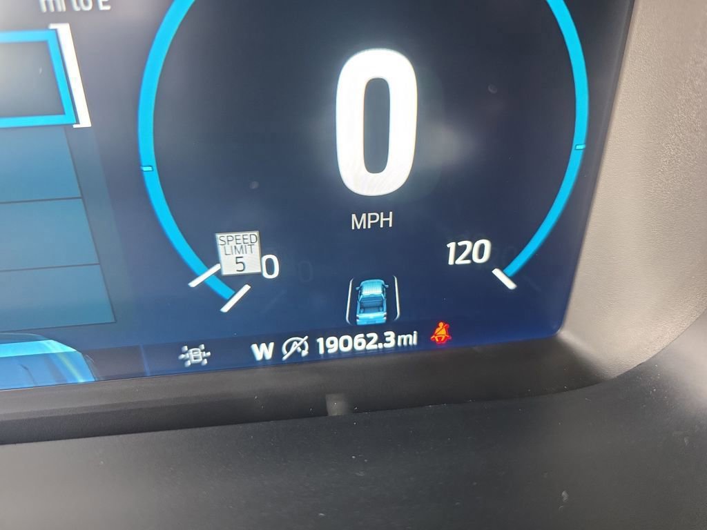 Certified 2023 Ford F150 Lariat w/ Equipment Group 502A High image 27