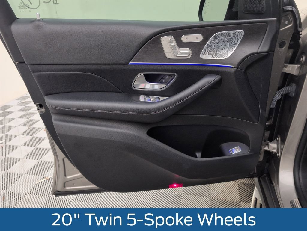 Used 2020 Mercedes-Benz GLE 350 4MATIC w/ Premium Package image 34