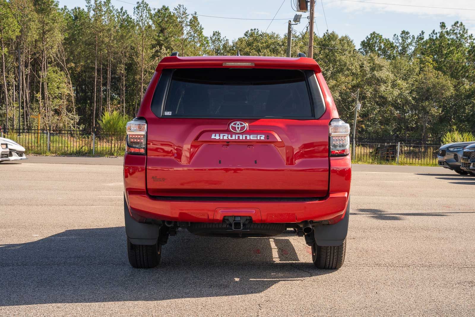 Used 2023 Toyota 4Runner SR5 Premium w/ Moonroof Package RWD image 7