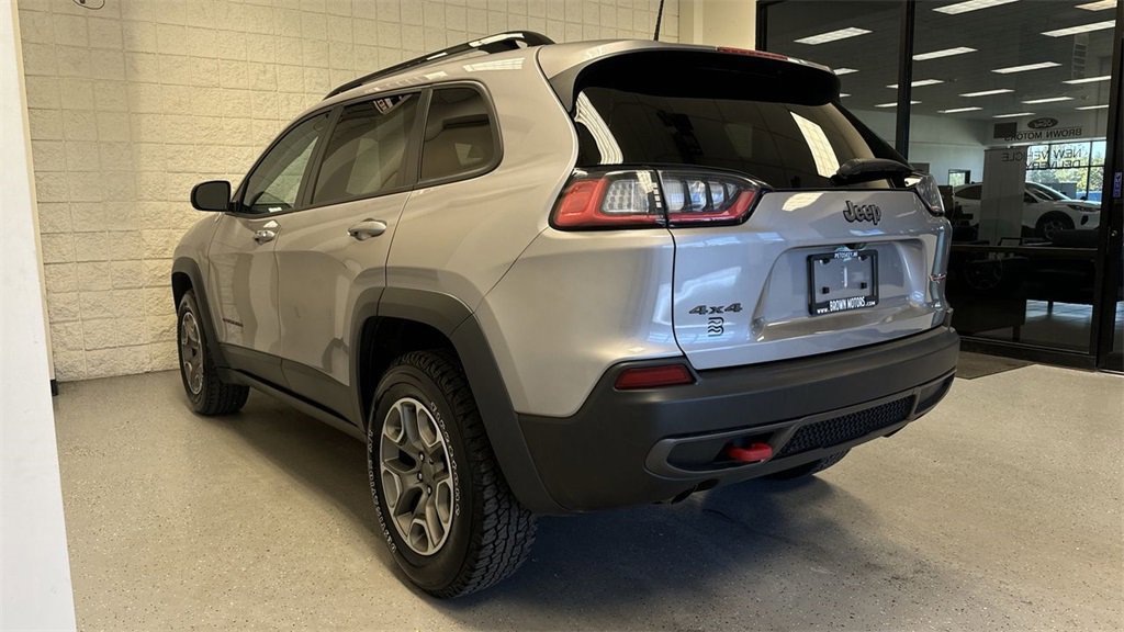 Used 2022 Jeep Cherokee Trailhawk image 9