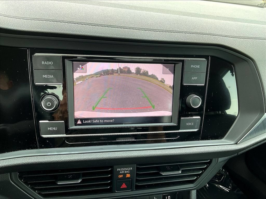 Used 2023 Volkswagen Jetta SE FWD image 14