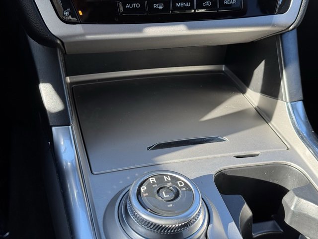 Certified 2022 Ford Explorer XLT w/ Equipment Group 202A image 19