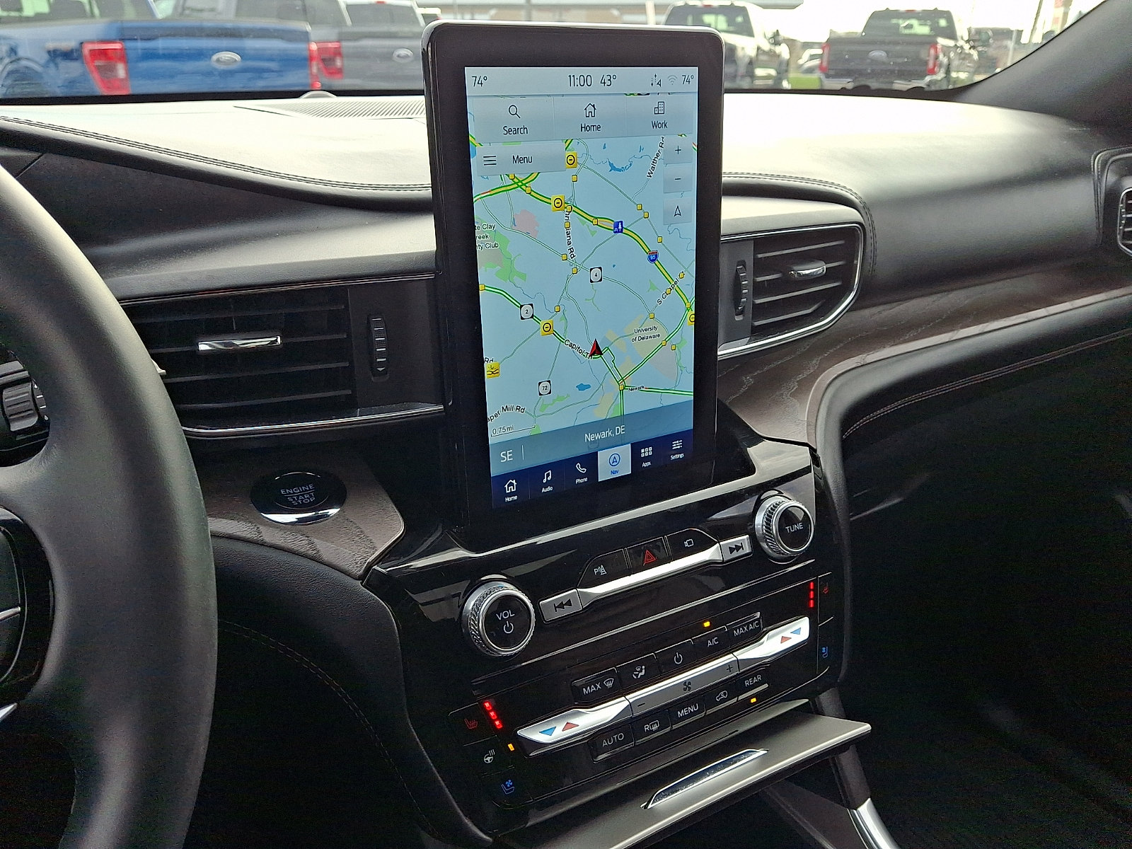 Certified 2023 Ford Explorer Platinum w/ Technology Package image 23