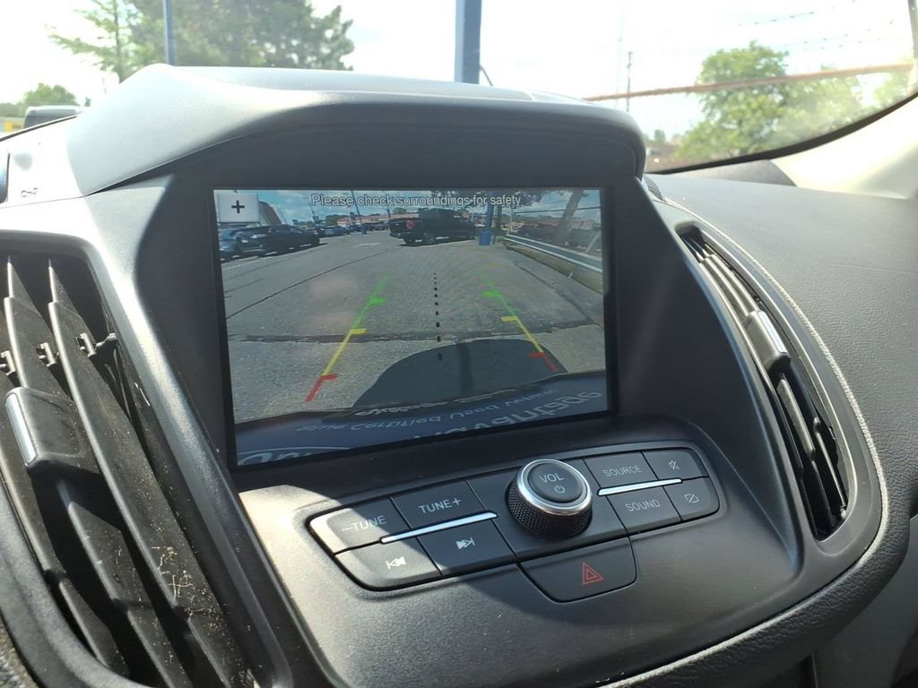 Certified 2019 Ford Escape SE AWD/4WD image 19