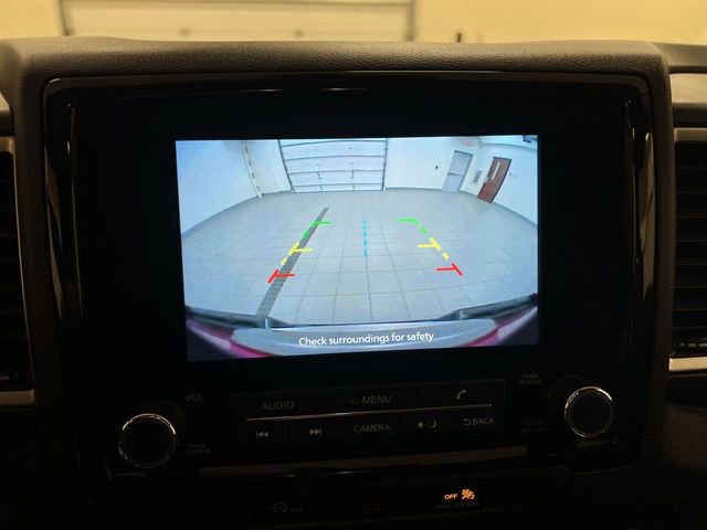 Used 2024 Nissan Frontier SV image 16