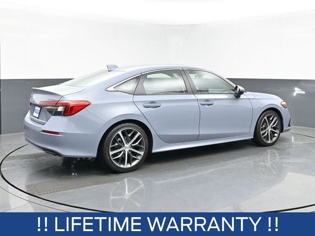 Used 2024 Honda Civic Touring image 3