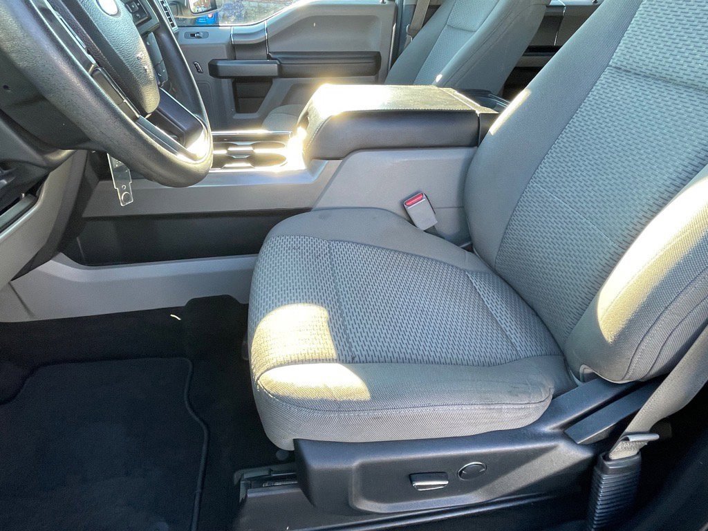 Certified 2017 Ford F250 XLT w/ XLT Premium Package image 15