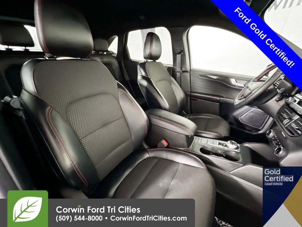 Certified 2024 Ford Escape ST-Line AWD/4WD image 18