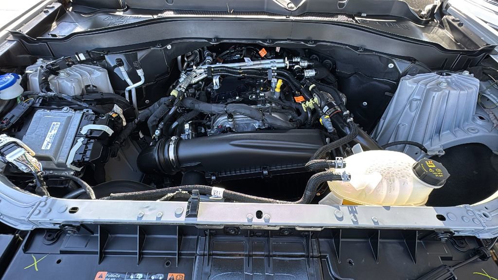 Certified 2025 Ford Explorer Active RWD image 26