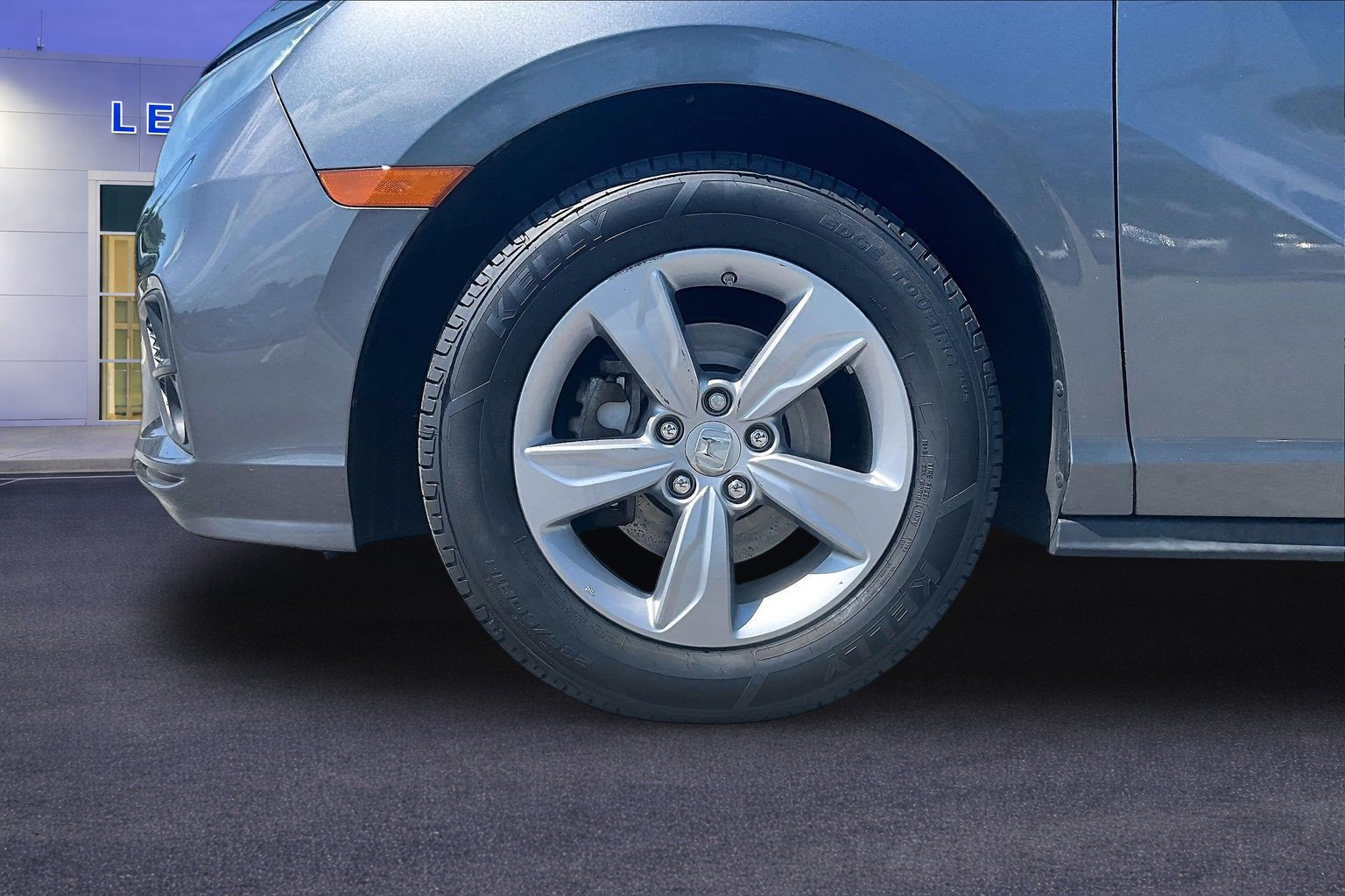 Used 2018 Honda Odyssey EX-L image 35