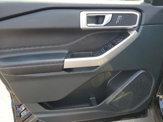 Certified 2024 Ford Explorer XLT w/ Equipment Group 202A AWD/4WD image 19