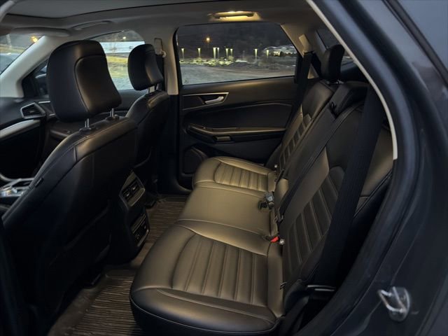 Certified 2021 Ford Edge SEL w/ Convenience Package image 18