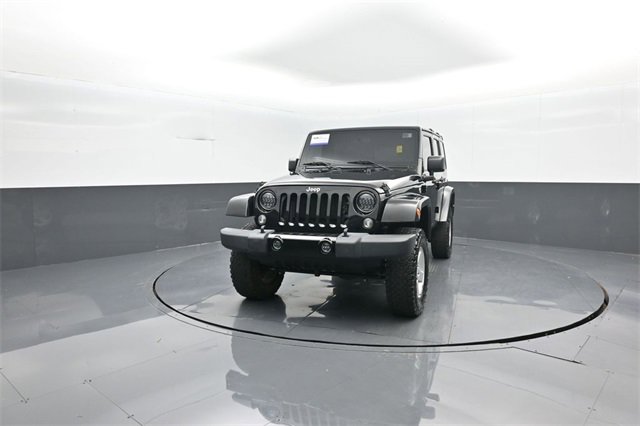 Used 2017 Jeep Wrangler Unlimited Sahara image 3