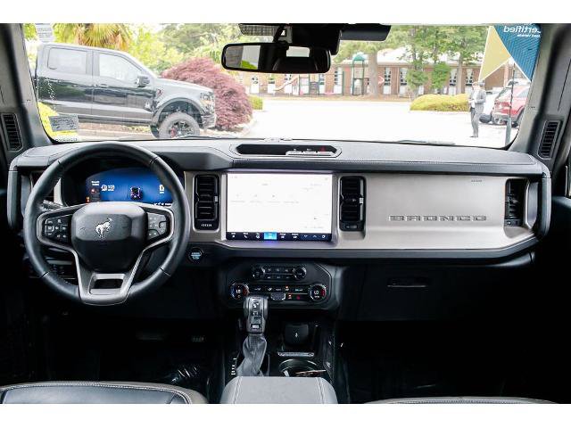 Certified 2025 Ford Bronco Outer Banks AWD/4WD image 11