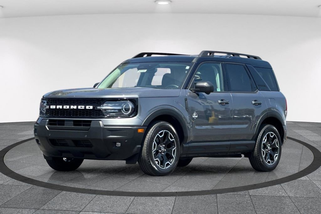 Certified 2025 Ford Bronco Sport Outer Banks w/ Outer Banks Tech Package+ AWD/4WD image 10