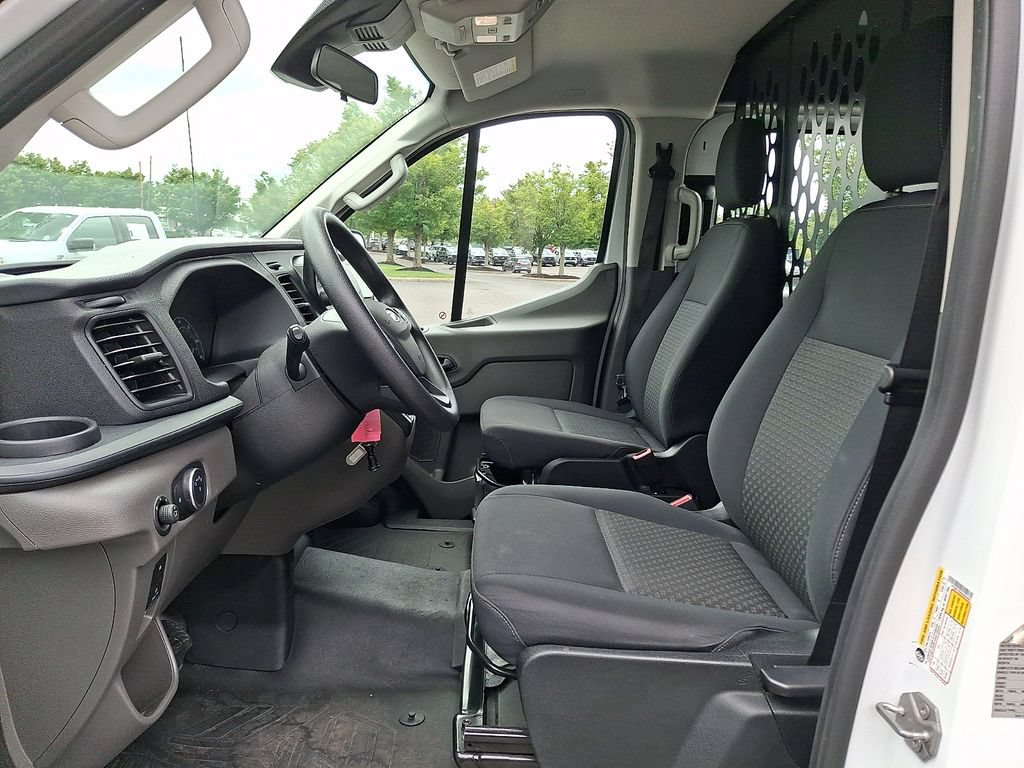 Certified 2025 Ford Transit 250 Low Roof w/ Exterior Upgrade Package RWD image 16