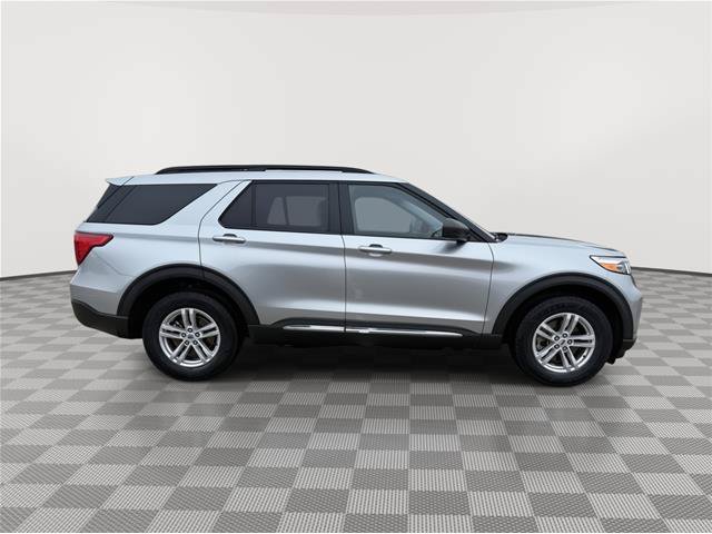 Certified 2023 Ford Explorer XLT AWD/4WD image 6