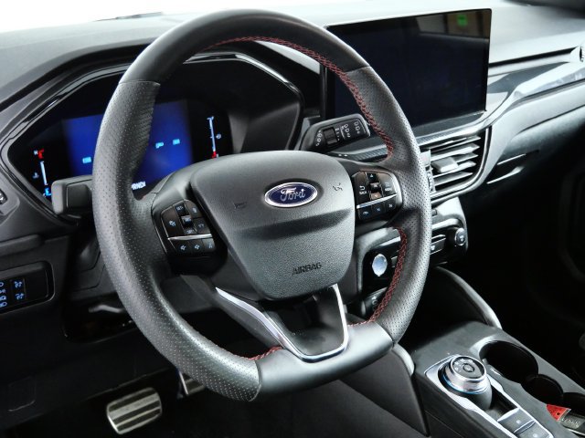 Certified 2024 Ford Escape ST-Line w/ Tech Pack #1 AWD/4WD image 18