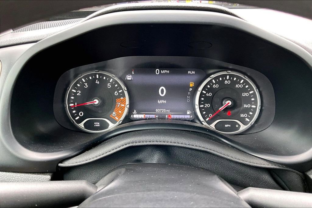 Used 2023 Jeep Renegade Latitude AWD/4WD image 19