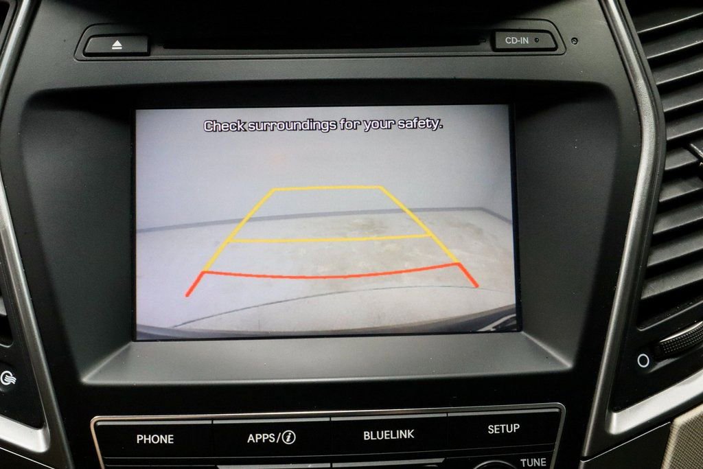 Used 2017 Hyundai Santa Fe Sport image 2