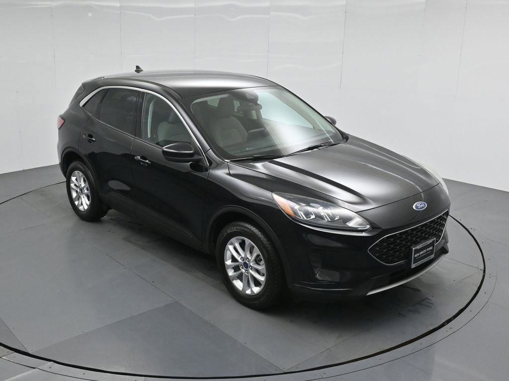 Certified 2021 Ford Escape SE image 4