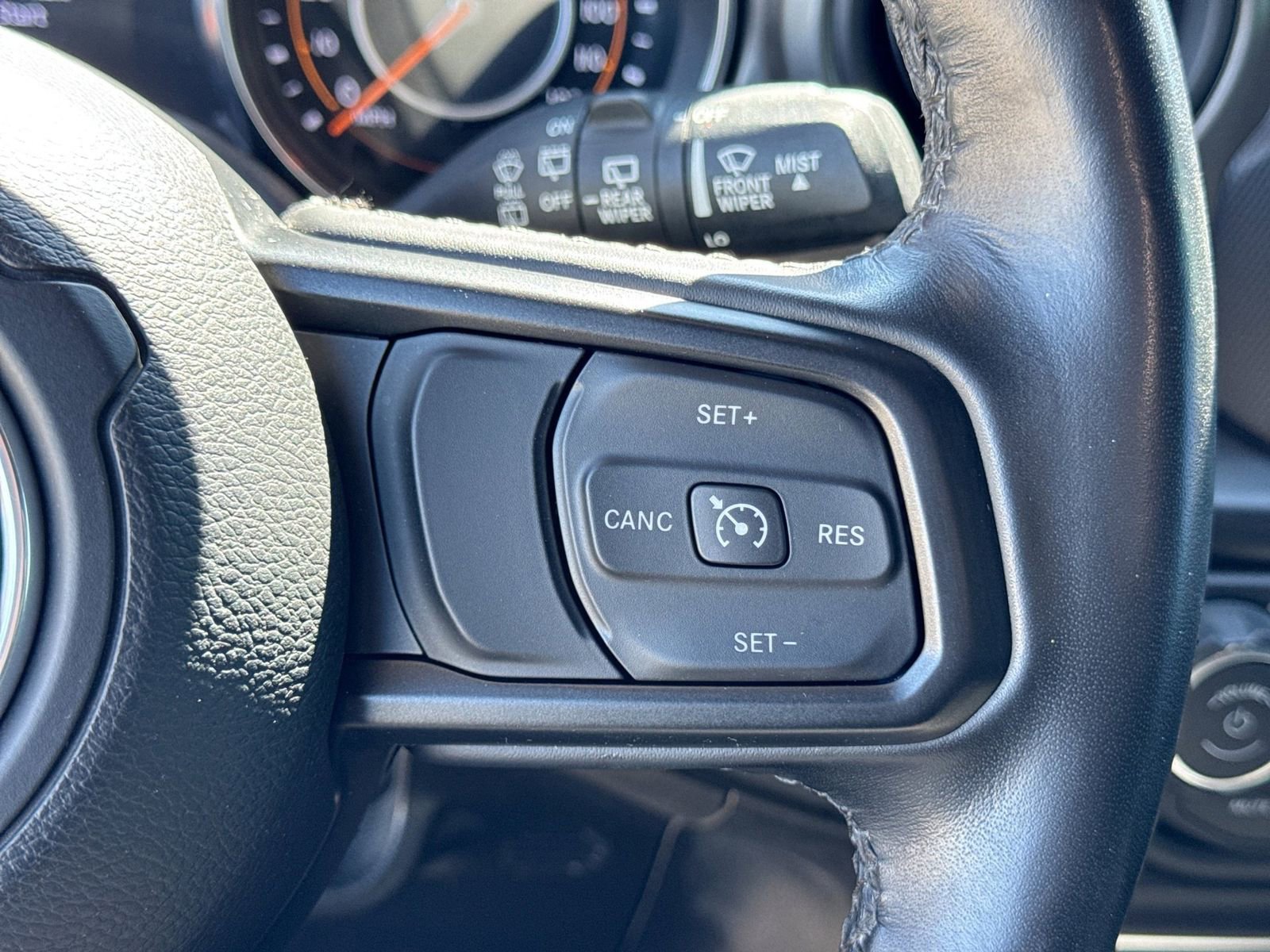 Used 2022 Jeep Wrangler Sport AWD/4WD image 28