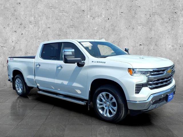 Used 2025 Chevrolet Silverado 1500 LTZ w/ LTZ Premium Package AWD/4WD image 3