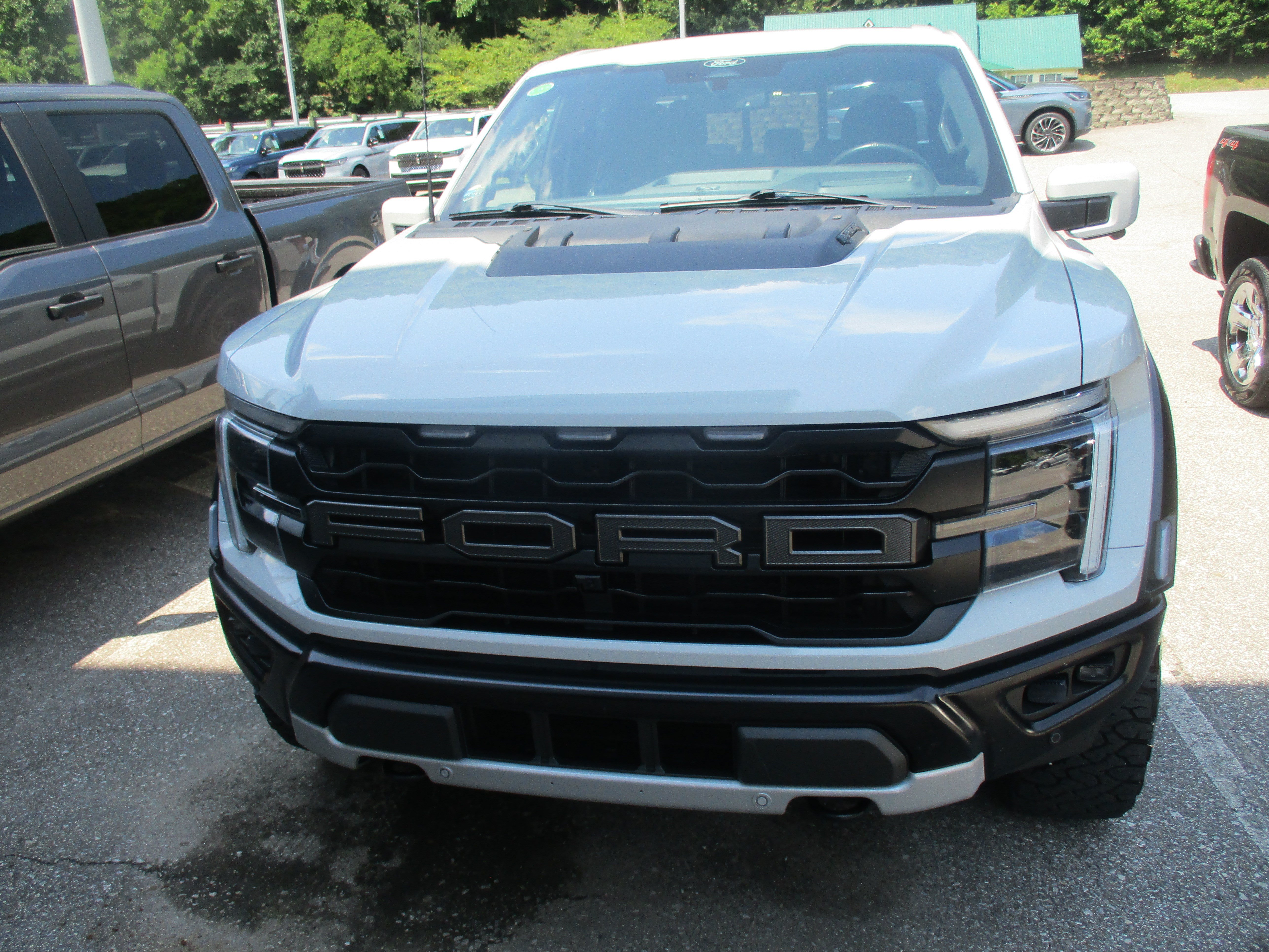 Certified 2024 Ford F150 Raptor AWD/4WD image 8